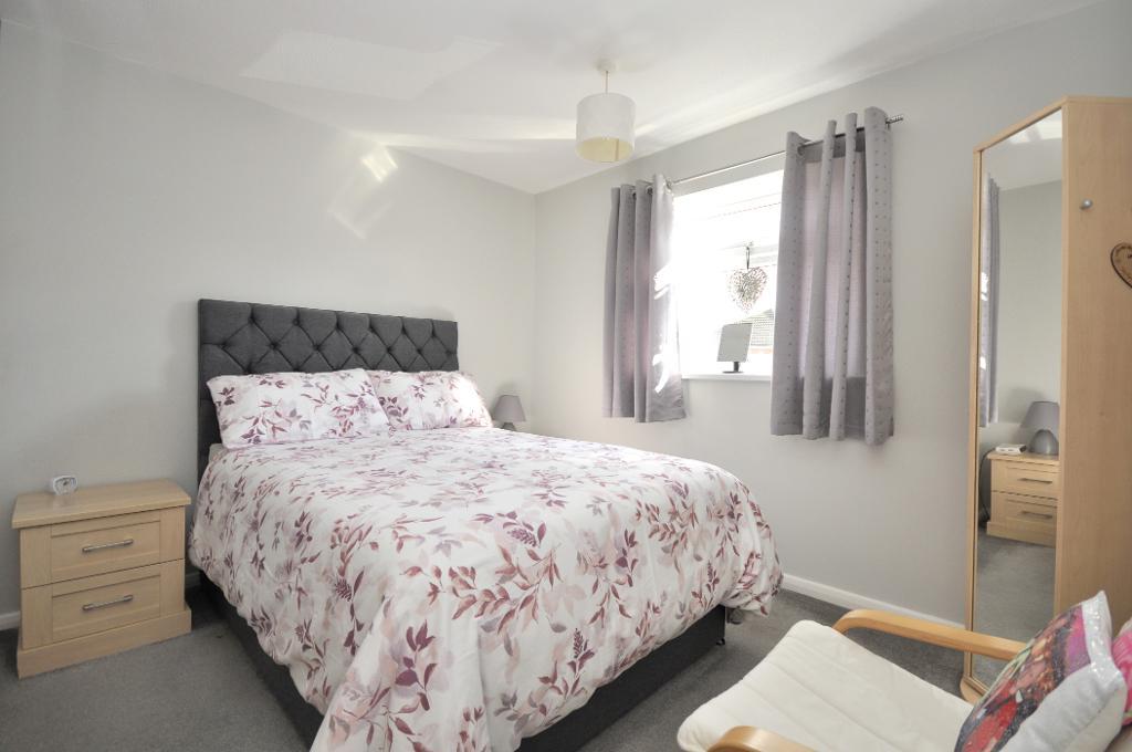 3 Bedroom Terraced For Sale in Waiblingen Way, Devizes, Wiltshire, SN10 2BS Appleby & Townend