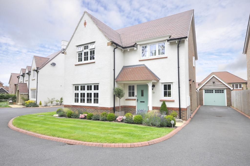 Capstone Drive, Calne, Wiltshire, SN11 0FQ