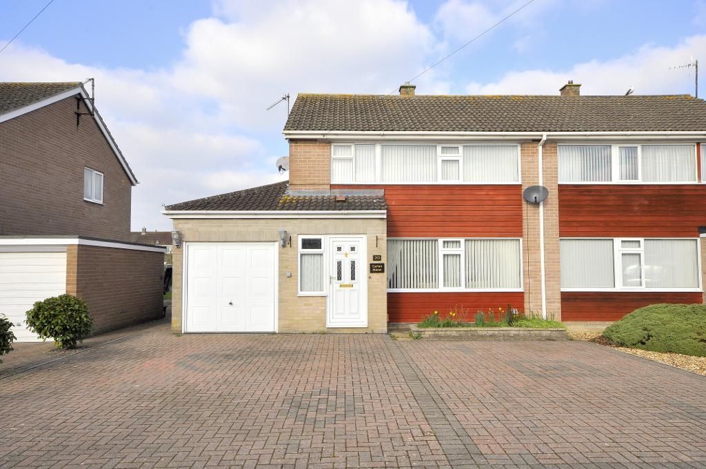 Carisbrooke Road, Melksham, Wiltshire, SN12 6BS