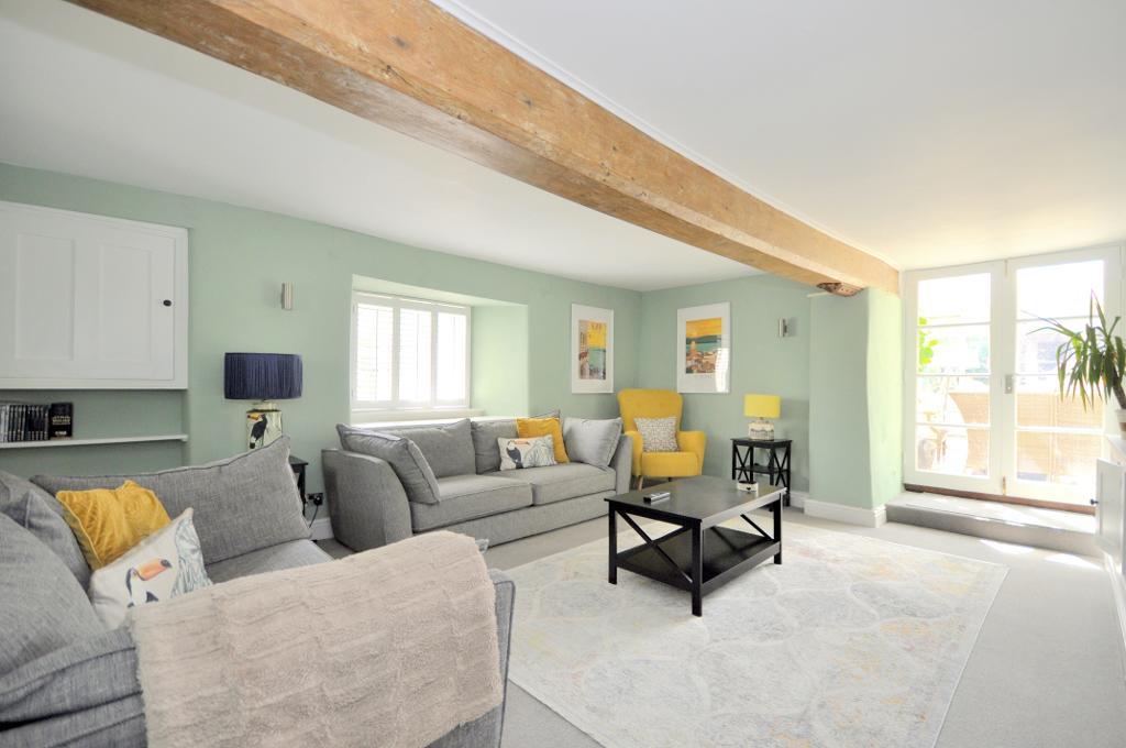 6 Bedroom Character Property For Sale in Semington, Trowbridge