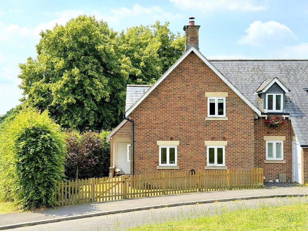 St. Marys Road, Market Lavington, Devizes, Wiltshire, SN10 4DG