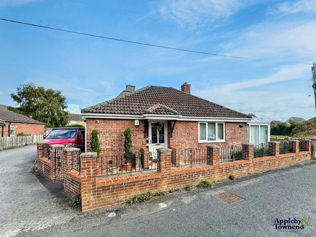 Snarlton Lane, Melksham, SN12 7QW